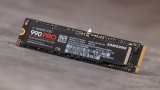 Uno YouTuber vuole denunciare Samsung: la sostituzione di un SSD 990 Pro guasto diventa un caso