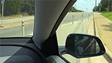 Tesla Robotaxi sfonda dei dissuasori: il software era appena stato definito impeccabile