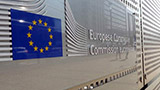 Meta: la Polonia chiede alla Commissione Europea di multarla per 250 milioni di euro