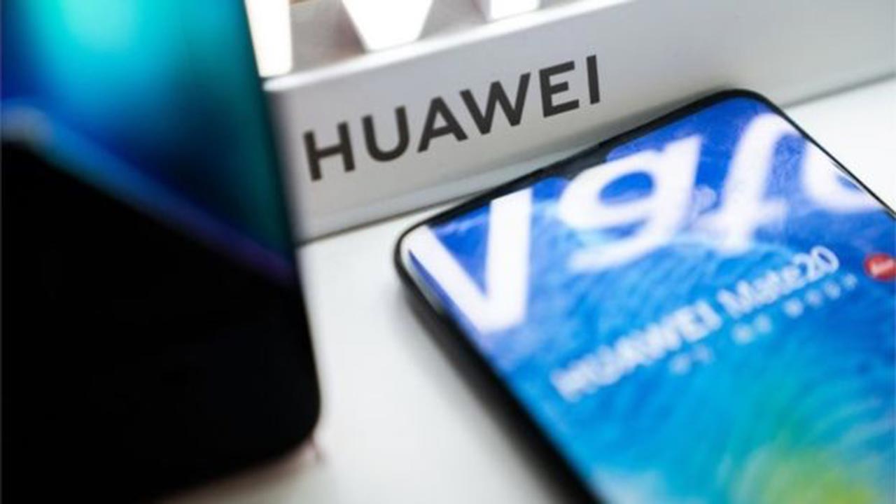 L'amministrazione Trump allenter&agrave;, almeno in parte, il ban verso Huawei