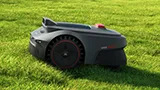 Addio filo perimetrale: questi robot tagliaerba mappano il giardino da soli (da 499�)