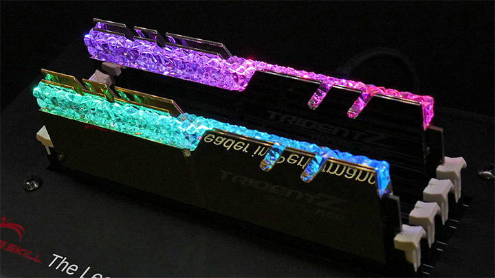 G.Skill si spinge oltre i 5 GHz con memoria DDR4