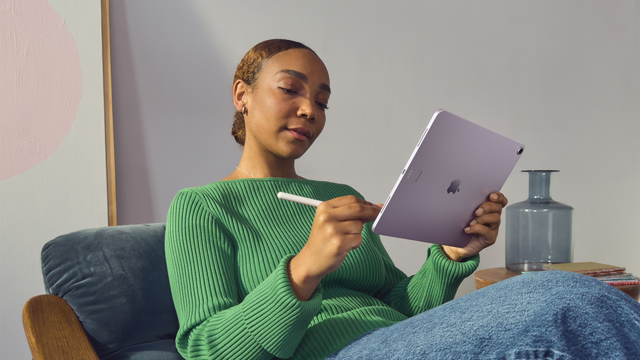 iPad Air non è più il tablet più leggero di Apple: il Pro, per assurdo, pesa meno