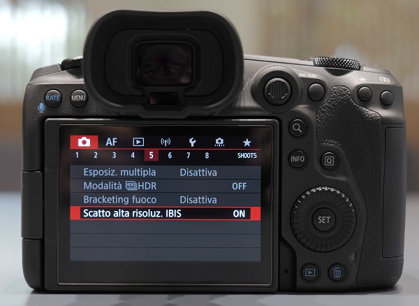Canon EOS R5 Firmware scatti alta risoluzione IBIS Multi-Shot 400 megapixel