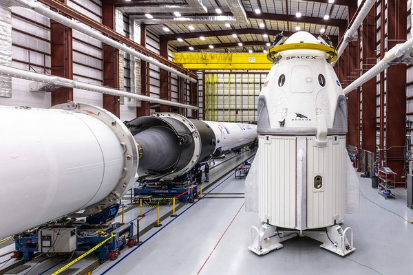 SpaceX Crew Dragon image